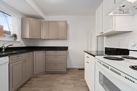 2007 Walters Ave, Northbrook, IL 60062 photo 15
