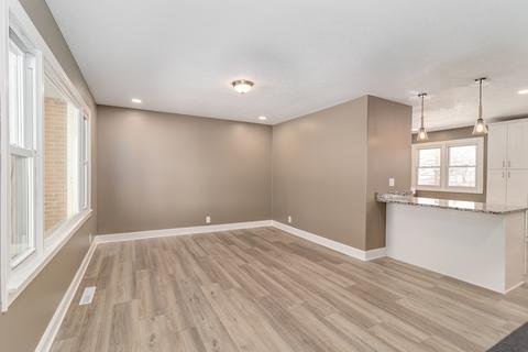 4814 W Doris Dr, Kankakee, IL 60901 photo 2