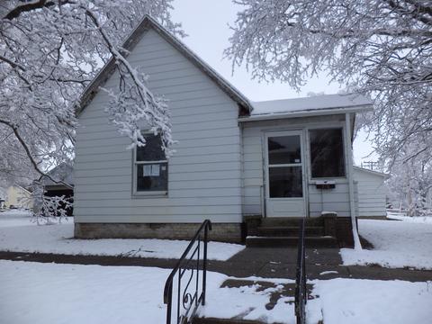 310 E North St, Le Roy, IL 61752 photo 1