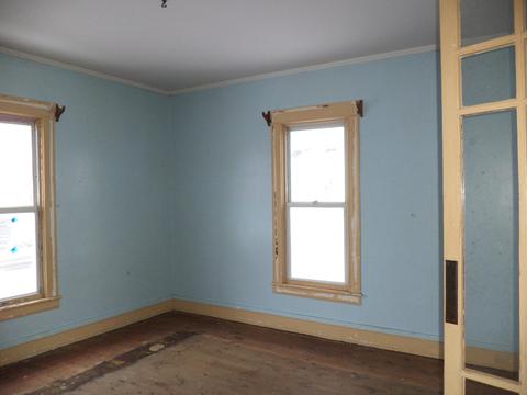 310 E North St, Le Roy, IL 61752 photo 4