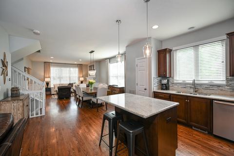 1311 Avery Ave, Wheaton, IL 60189 photo 9