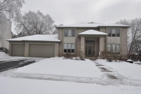 1663 Oakforest Dr, Rockford, IL 61107 photo 1
