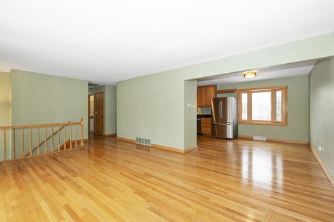 15424 Pine Dr, Oak Forest, IL 60452 photo 7