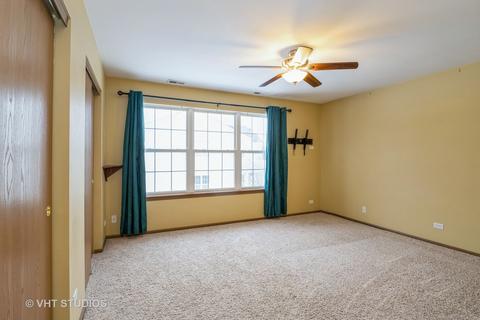 3074 Falling Waters Ln, Lindenhurst, IL 60046 photo 8