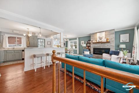 1522 Lakeside Dr, Wheaton, IL 60187 photo 9