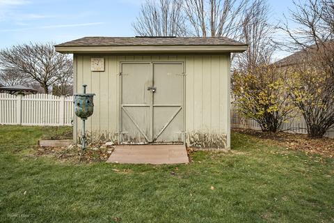 3908 Nighthawk Ct, Naperville, IL 60564 photo 45