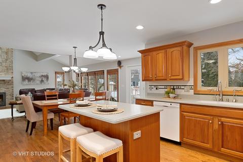 3908 Nighthawk Ct, Naperville, IL 60564 photo 8