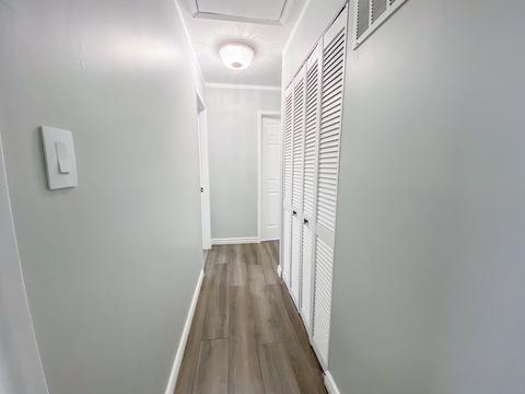 6800 Olympic Dr, Bridgeview, IL 60455 photo 9
