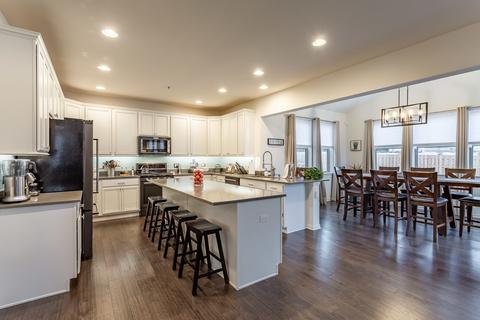 647 Sierra Ct, Bartlett, IL 60103 photo 7