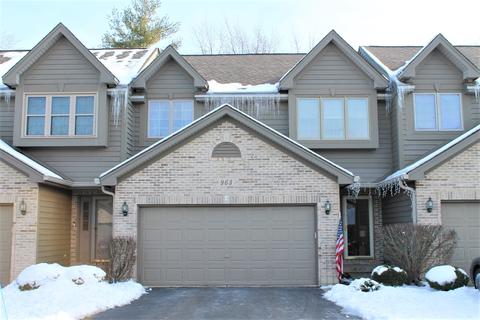 963 Ascot Dr, Elgin, IL 60123 photo 1