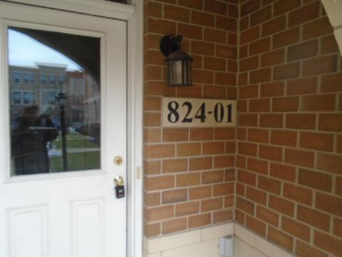 824 E 38th Pl #1, Chicago, IL 60653 photo 2