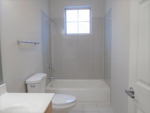 824 E 38th Pl #1, Chicago, IL 60653 photo 11
