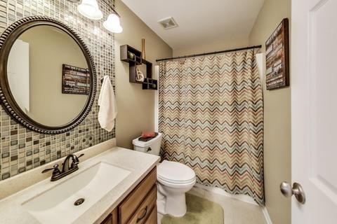 331 Buffalo Dr, Elgin, IL 60124 photo 40