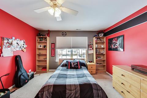 331 Buffalo Dr, Elgin, IL 60124 photo 38