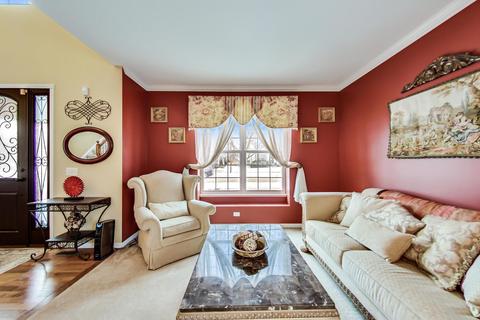 331 Buffalo Dr, Elgin, IL 60124 photo 5