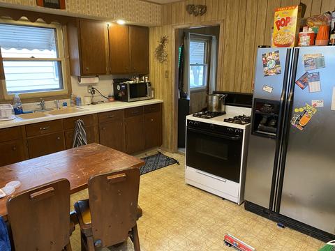 1320 E Grove Ave, Rantoul, IL 61866 photo 5