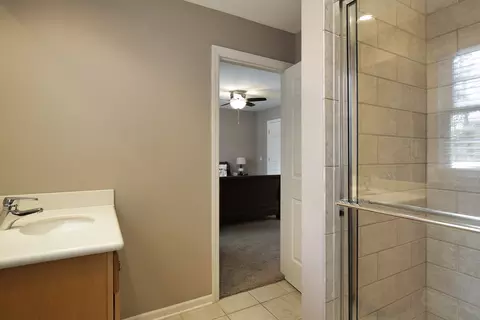2170 Maple Ave, Northbrook, IL 60062 photo 25