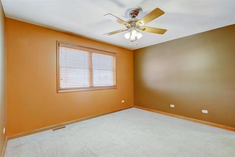3120 Sandy Ridge Dr, Steger, IL 60475 photo 14