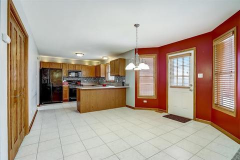 3120 Sandy Ridge Dr, Steger, IL 60475 photo 7