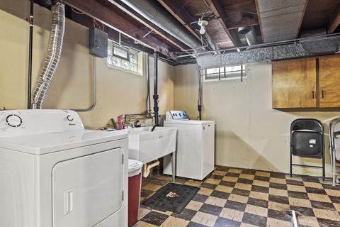 922 E 8th St, Lockport, IL 60441 photo 16