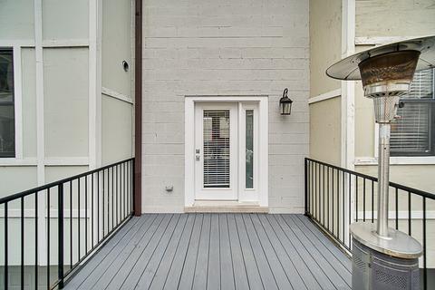 840 E 48th St, Chicago, IL 60615 photo 24