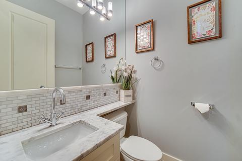 840 E 48th St, Chicago, IL 60615 photo 12