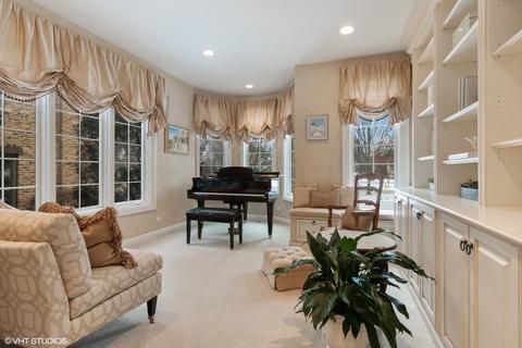 1028 Golfview Rd, Glenview, IL 60025 photo 4