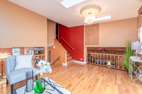 9255 Dee Rd, Des Plaines, IL 60016 photo 9