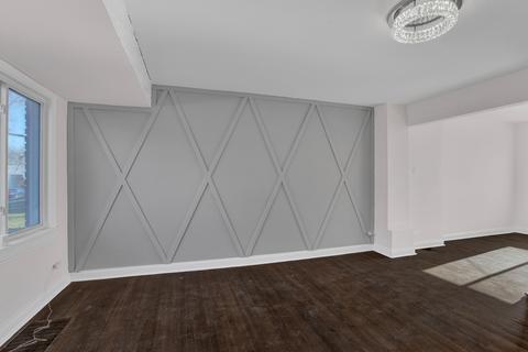 507 E 109th St, Chicago, IL 60628 photo 4