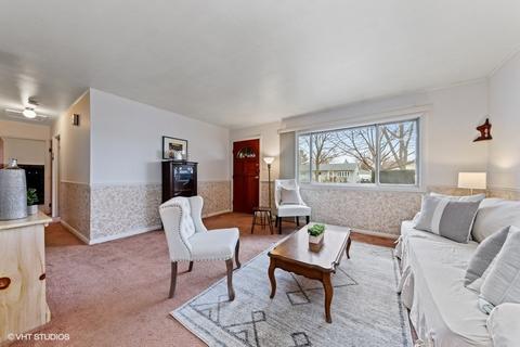 861 N Norman Ln, Wheeling, IL 60090 photo 7