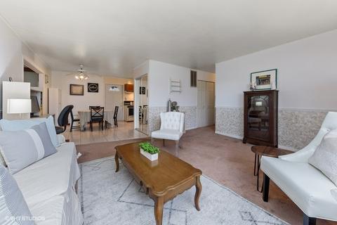 861 N Norman Ln, Wheeling, IL 60090 photo 6