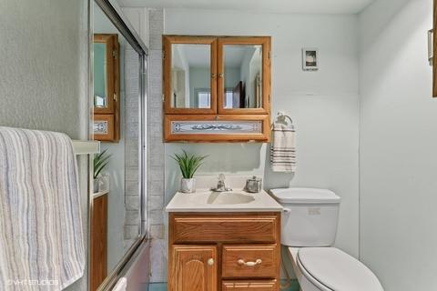 861 N Norman Ln, Wheeling, IL 60090 photo 21