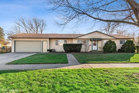 861 N Norman Ln, Wheeling, IL 60090 photo 1