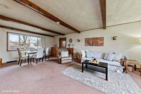 861 N Norman Ln, Wheeling, IL 60090 photo 11