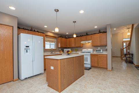 2807 Stonebridge Dr, Plainfield, IL 60586 photo 13