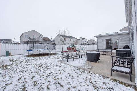 2807 Stonebridge Dr, Plainfield, IL 60586 photo 5