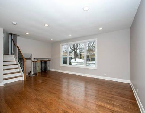 1918 Cambridge Ln, Wheaton, IL 60189 photo 3