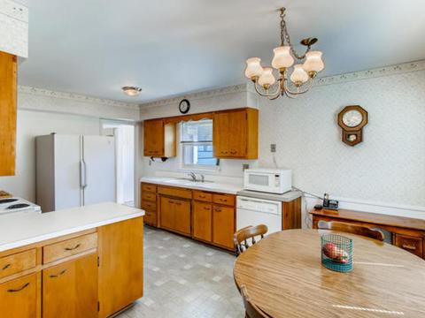 1003 Cherry St, Wheaton, IL 60189 photo 4