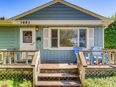 1003 Cherry St, Wheaton, IL 60189 photo 2