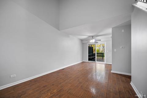 3310 Fox Hill Rd, Aurora, IL 60504 photo 2