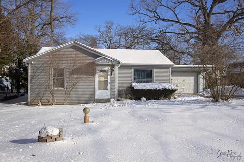 906 Woods St, Mchenry, IL 60050 photo 2