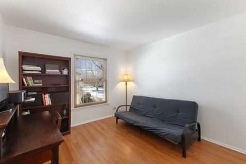 1661 Valley Forge Ct #E, Wheaton, IL 60189 photo 12