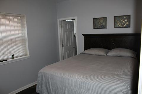 7326 S Champlain Ave, Chicago, IL 60619 photo 6