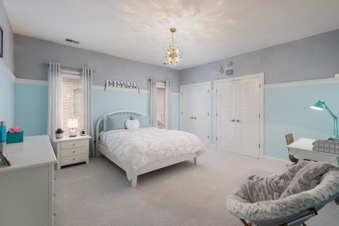630 N Eagle St, Naperville, IL 60563 photo 36