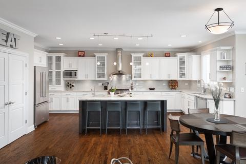630 N Eagle St, Naperville, IL 60563 photo 11