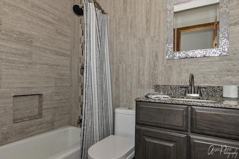 1406 Hillside Ln, Mchenry, IL 60051 photo 17