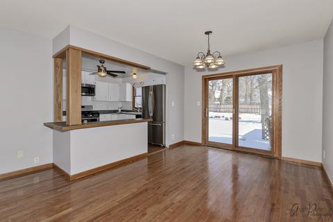 1406 Hillside Ln, Mchenry, IL 60051 photo 4