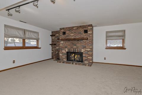 1406 Hillside Ln, Mchenry, IL 60051 photo 18