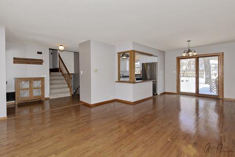 1406 Hillside Ln, Mchenry, IL 60051 photo 3