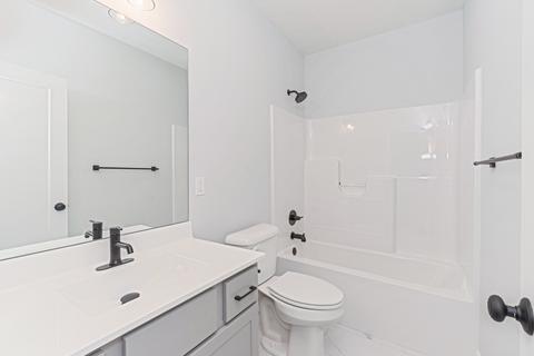 805 Weatherby Ln, Normal, IL 61761 photo 35